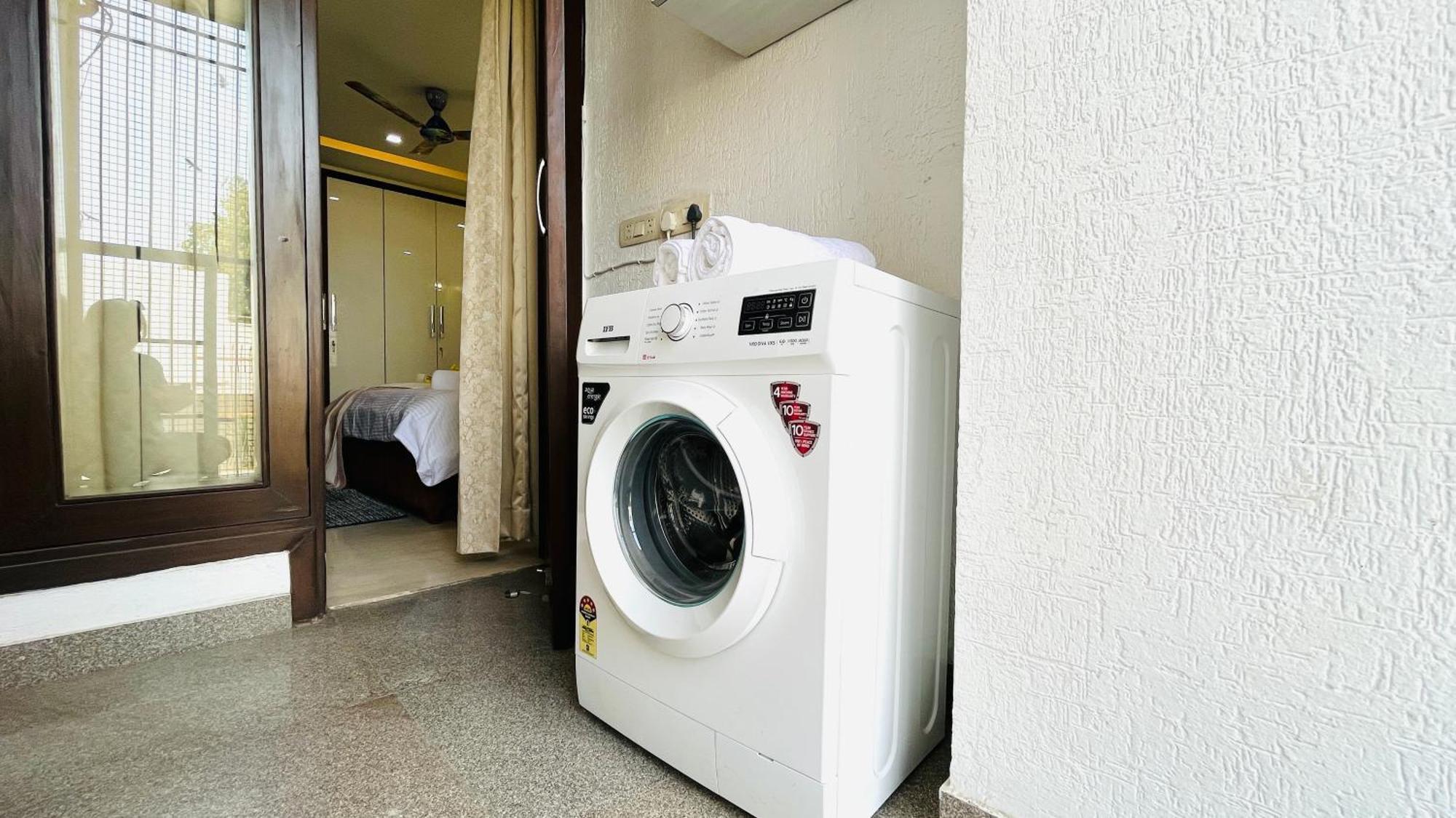 Olive Serviced Apartments - Defence Colony New Delhi Bagian luar foto
